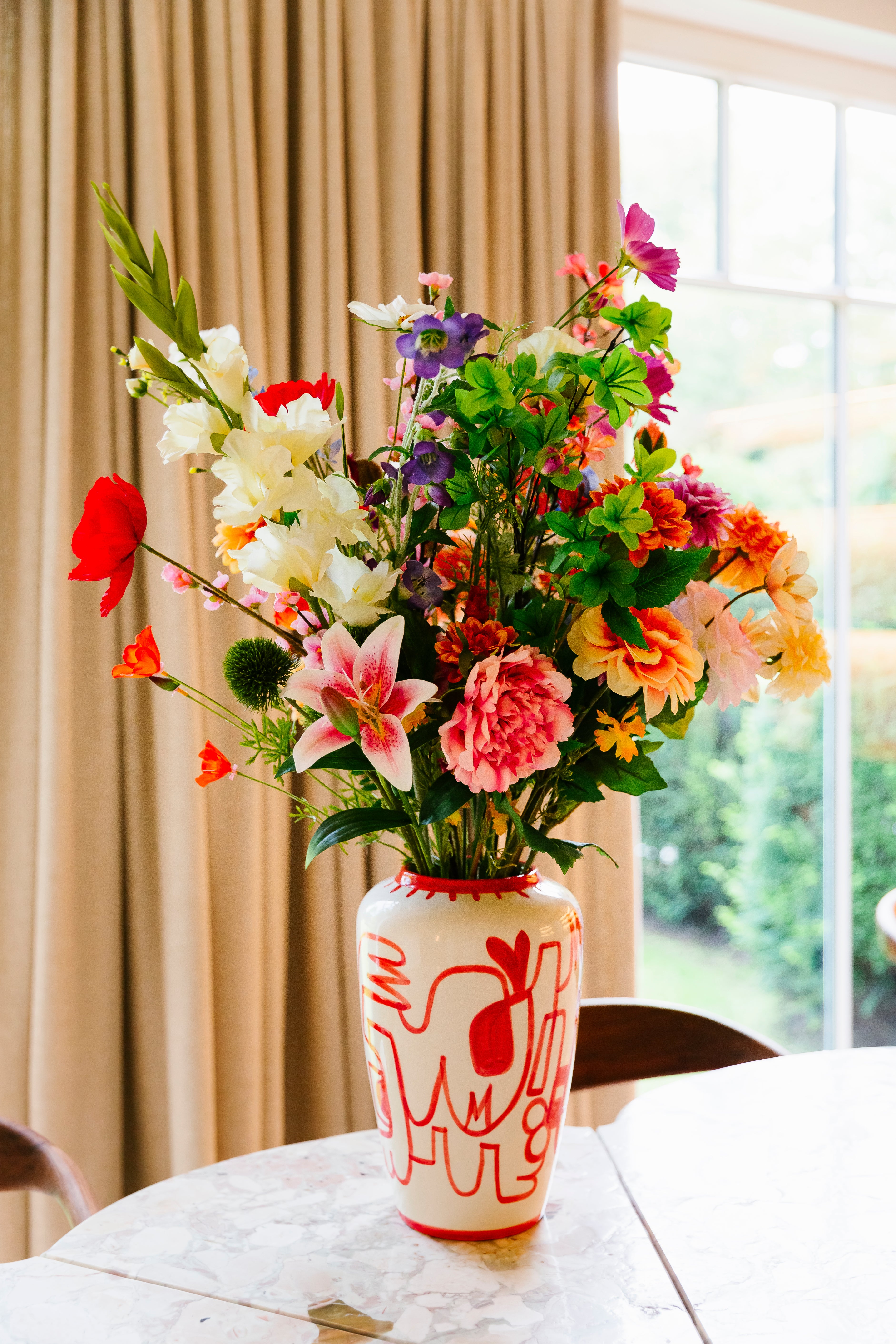 Val Pottery & Julie Loeckx — Vaas Limited Rubi rood