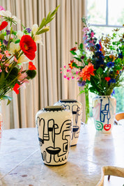 Val Pottery & Julie Loeckx — Vaas Limited Noir Black