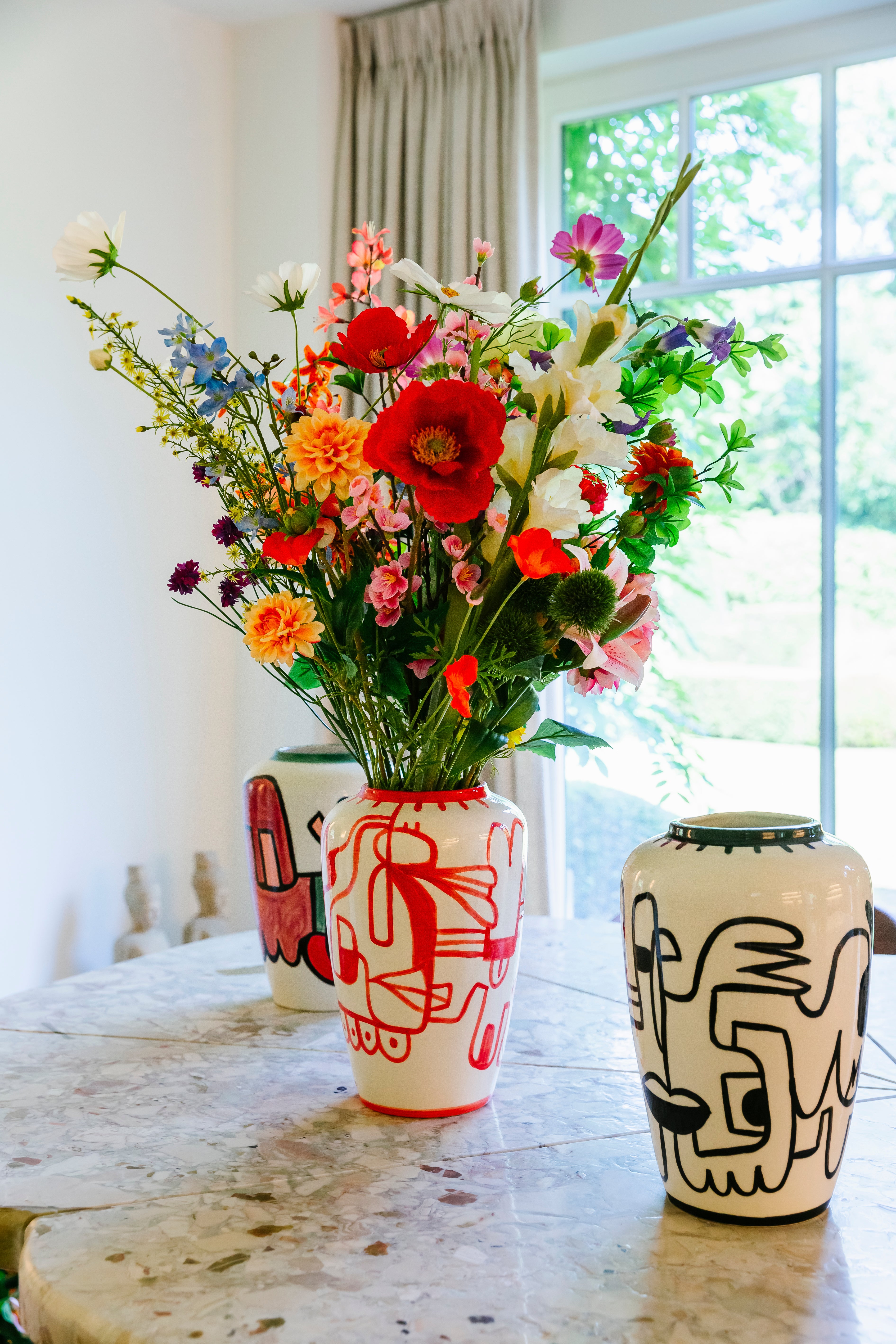 Val Pottery & Julie Loeckx — Vaas Limited Rubi rood