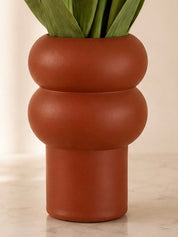 Velvet Tulip zijden tulpenboeket in rood-oranje met terracotta vaas